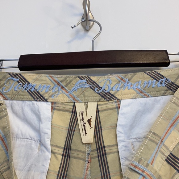 Tommy Bahama Shorts Mens 36 x 6 Yellow Plaid Cotton Silk Chino - Picture 6 of 9
